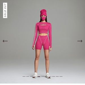 IVY PARK X ADIDAS SNAP MONOGRAM TOP